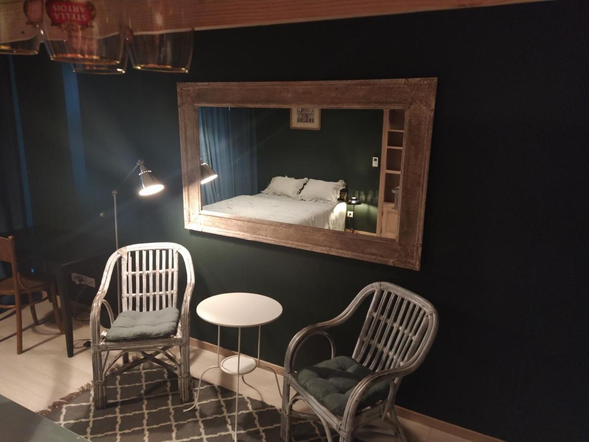 Entrez Radnica Appartement Košice Buitenkant foto