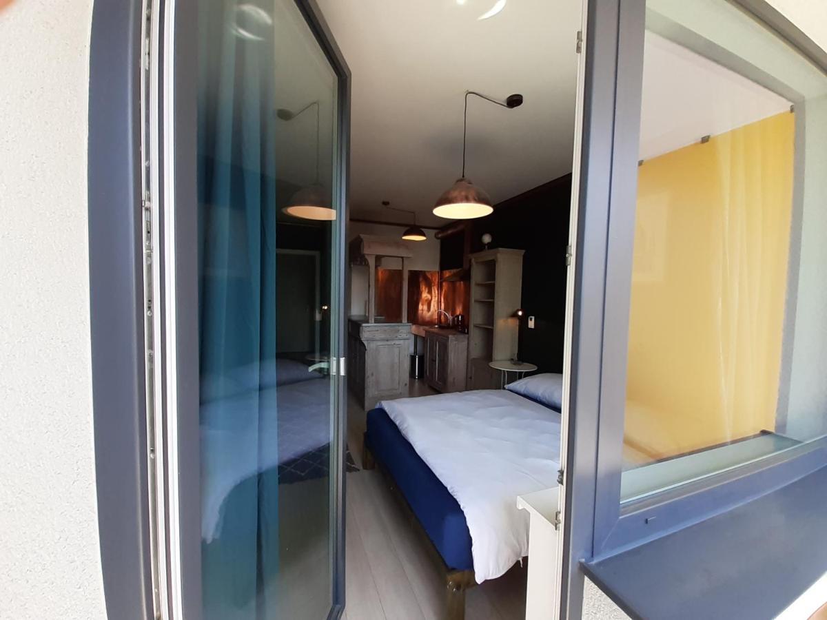 Entrez Radnica Appartement Košice Buitenkant foto
